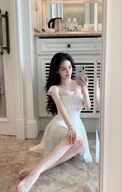 男人进入女人下部的视频,揭秘男女亲密互动的神秘面纱